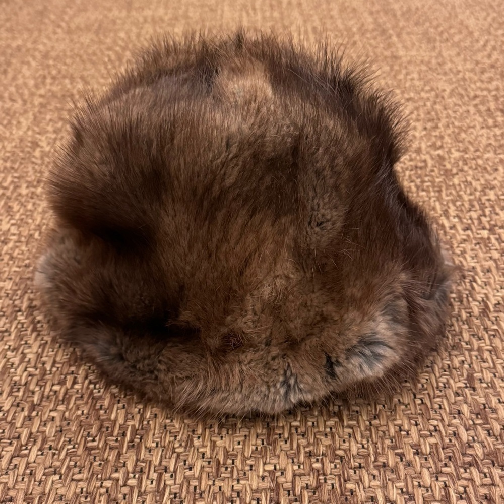 Vintage Rabbit Fur Hat - Picture 2 of 6